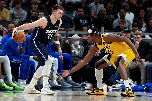 gettyimages-1358337758-594x594